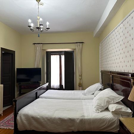 Hotel Palacio La Casona De Cerrazo Extérieur photo