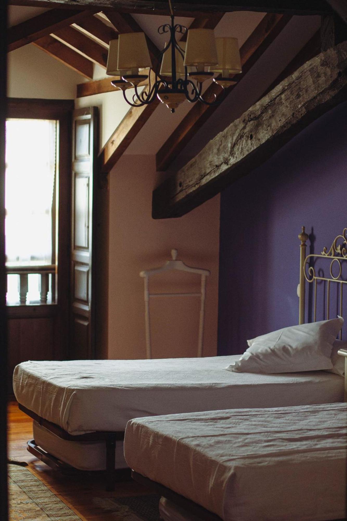 Hotel Palacio La Casona De Cerrazo Extérieur photo