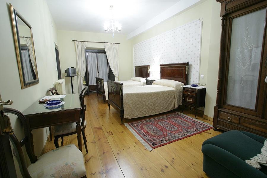 Hotel Palacio La Casona De Cerrazo Extérieur photo