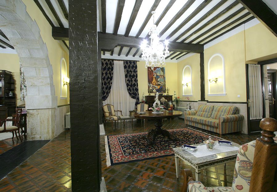 Hotel Palacio La Casona De Cerrazo Extérieur photo